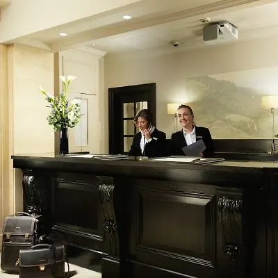 London Bridge Hotel בריטניה