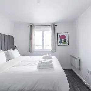 By Rehoboth - Abbey Wood Station - Zone 4 Apartment