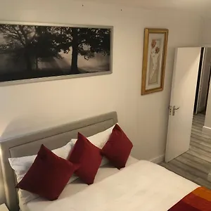 Luxury 2 Bedroom Flat In Abbey Wood, Apartment