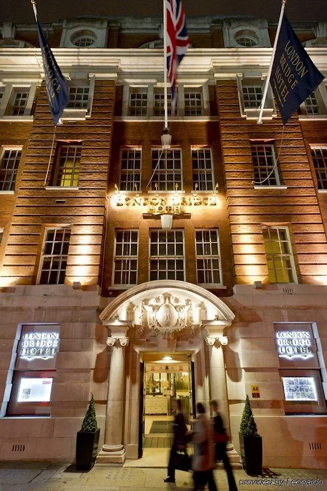 London Bridge Hotel 4*,