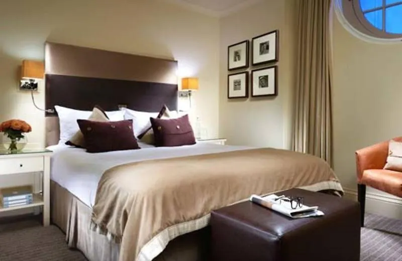London Bridge Hotel